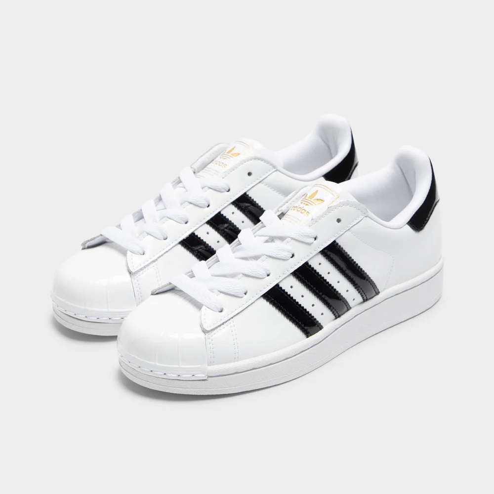 adidas White and Black Superstar Women's Sneakers size 40 NWTS